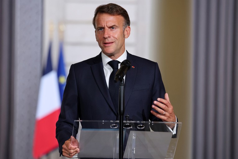 Macron objavio rekord: U Francusku stižu 93 milijarde eura ulaganja