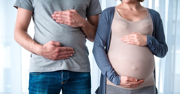 I tate mogu osjećati simptome trudnoće, evo kako to objašnjavaju stručnjaci