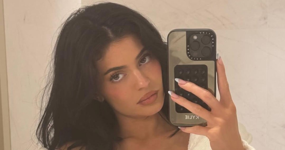 Hit boja sezone stigla je i na nokte - Kylie Jenner već je nosi
