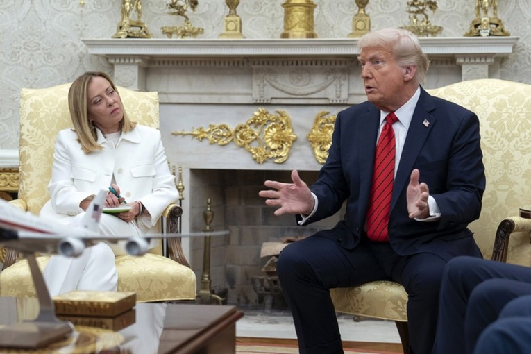 Trump napao Meloni. "Branimo ih desetljećima, a od njih ništa"