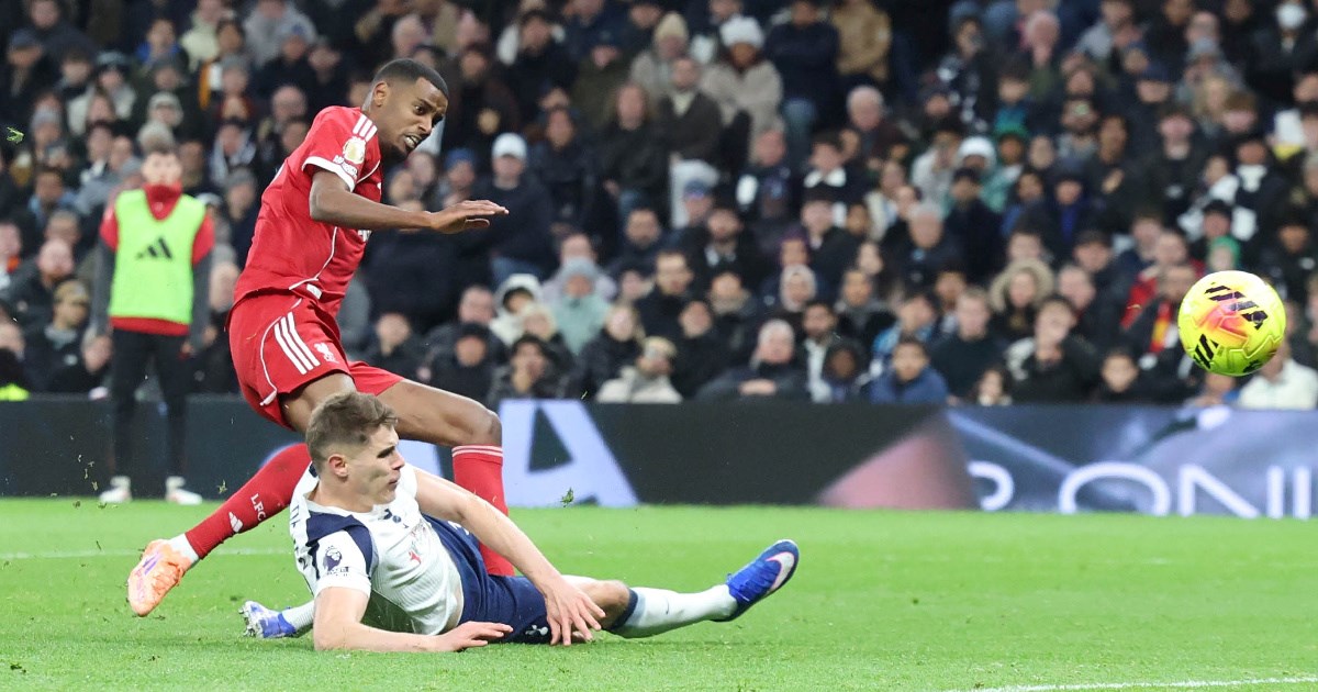 Tottenhamov trener brani Van de Vena: Nažalost, Isak je stavio nogu ravno