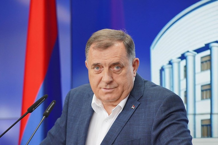 Dodik će proglasiti zakon kakav je uveo Putin