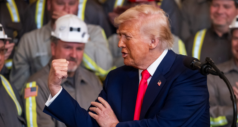 Trump: Zovu me, ljube mi guzicu. Umiru od želje da se dogovore