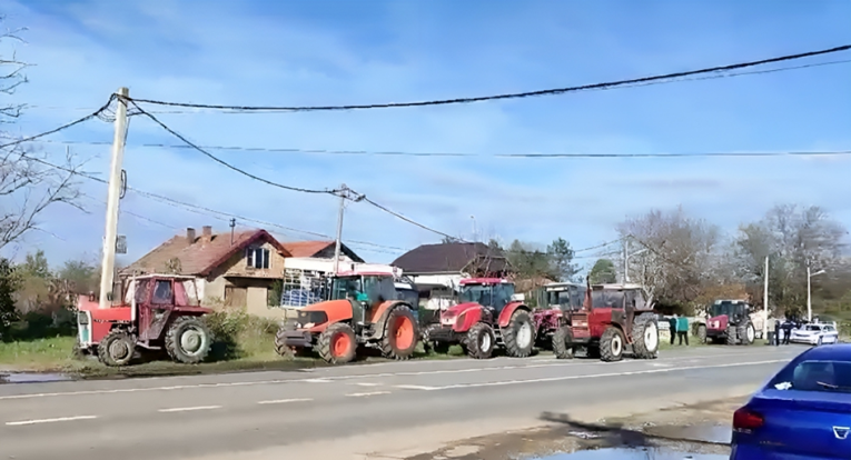 Poljoprivrednici u Vojvodini tri dana blokirali rafineriju, najavili nove prosvjede
