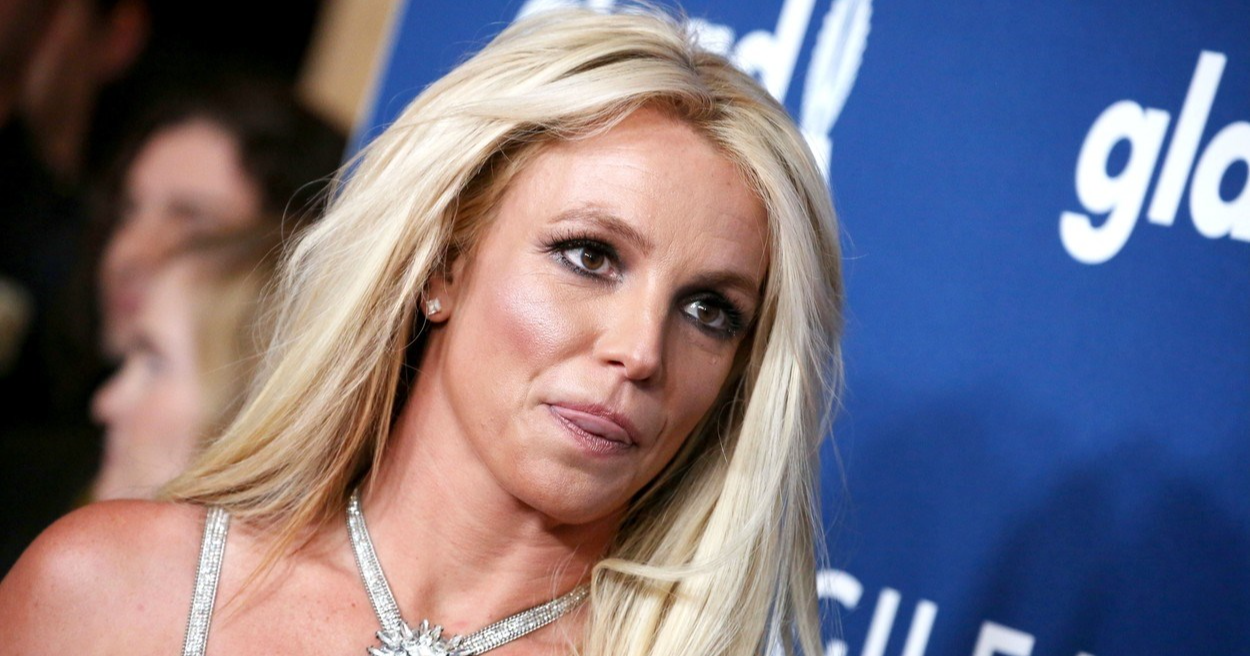Britney Spears se oglasila: Muka mi je što ljudi tvrde da sam skoro umrla, dobro sam