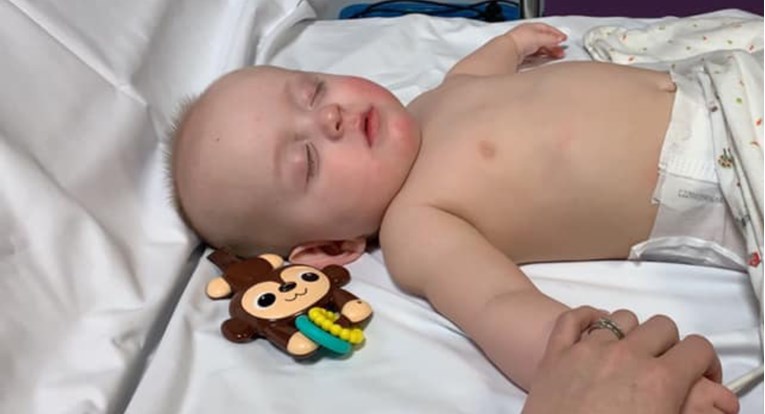 U bolnici završila sedmomjesečna beba s koronavirusom, mama opisala simptome