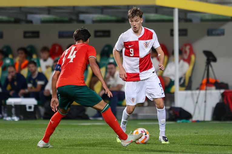 Hrvatski dragulj prelazi u Werder. Nijemci: Savjetuje ga Ivan Klasnić