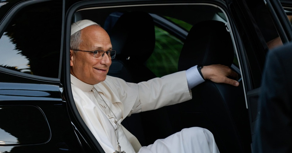 Papa uspješno operiran zbog izrasline na plućima