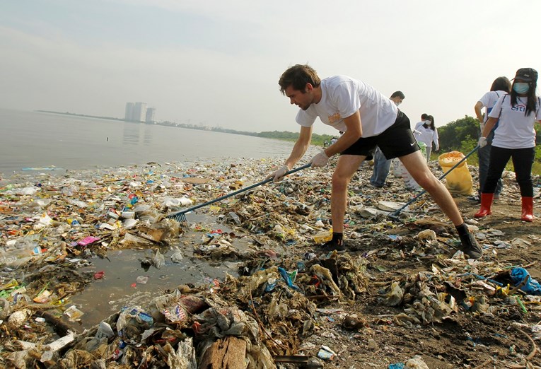 Ekolozi uklonili više od 40 tona smeća iz Tihog oceana