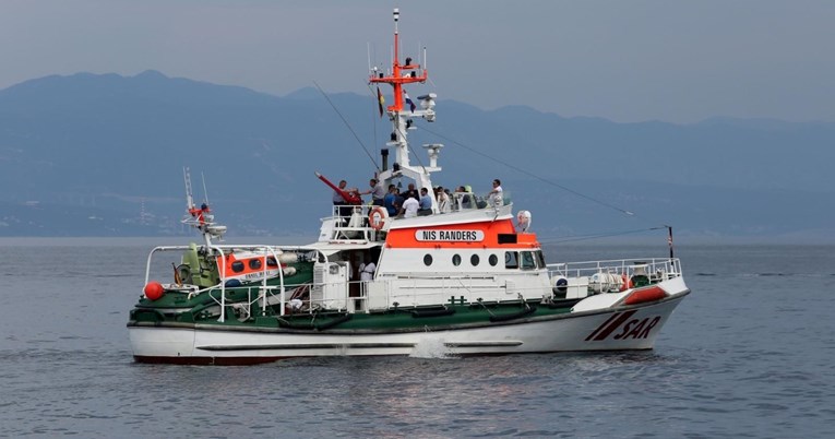 Hitnim medicinskim prijevozom spašene dvije teško ozlijeđene osobe na Jadranu