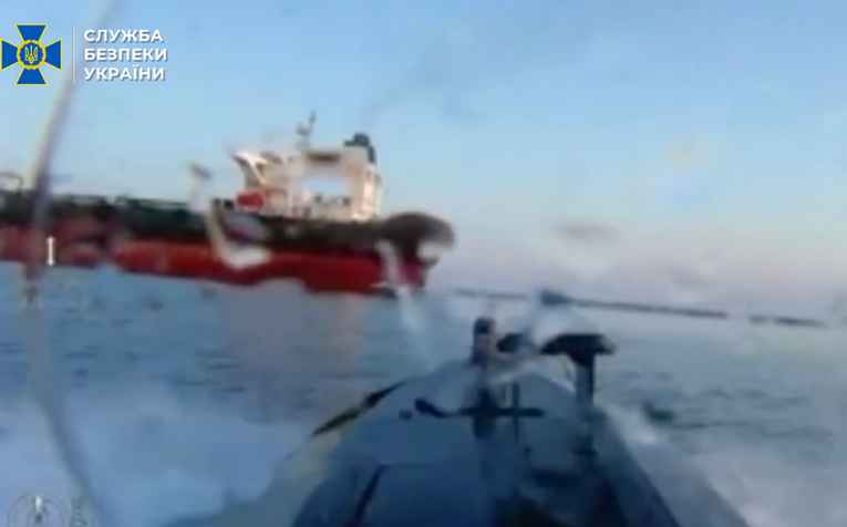 VIDEO Novi udari Ukrajinca na ruske tankere. Dronovima pogodili 12 brodova