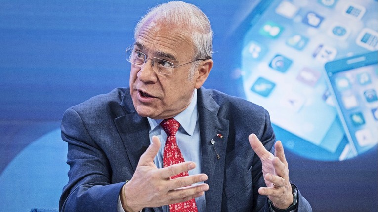 OECD: Potrebna nam je nova ekonomska paradigma