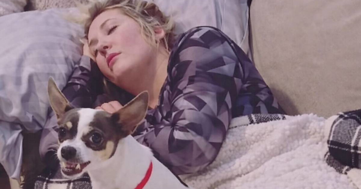 "Mala, ali opasna": Terijerka Bella pokazala je kako čuva vlasnicu pa postala hit