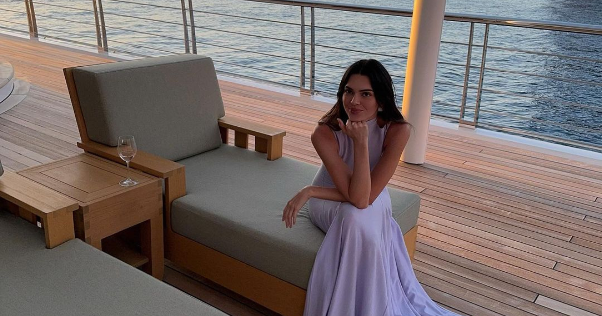 Kendall Jenner blista u romantičnoj prozirnoj haljini. Ljudi pišu: Izgledaš prekrasno