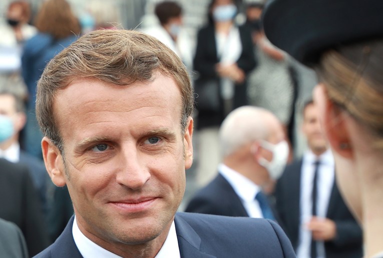 Macron najavio dodatnih 100 milijardi eura za gospodarski oporavak