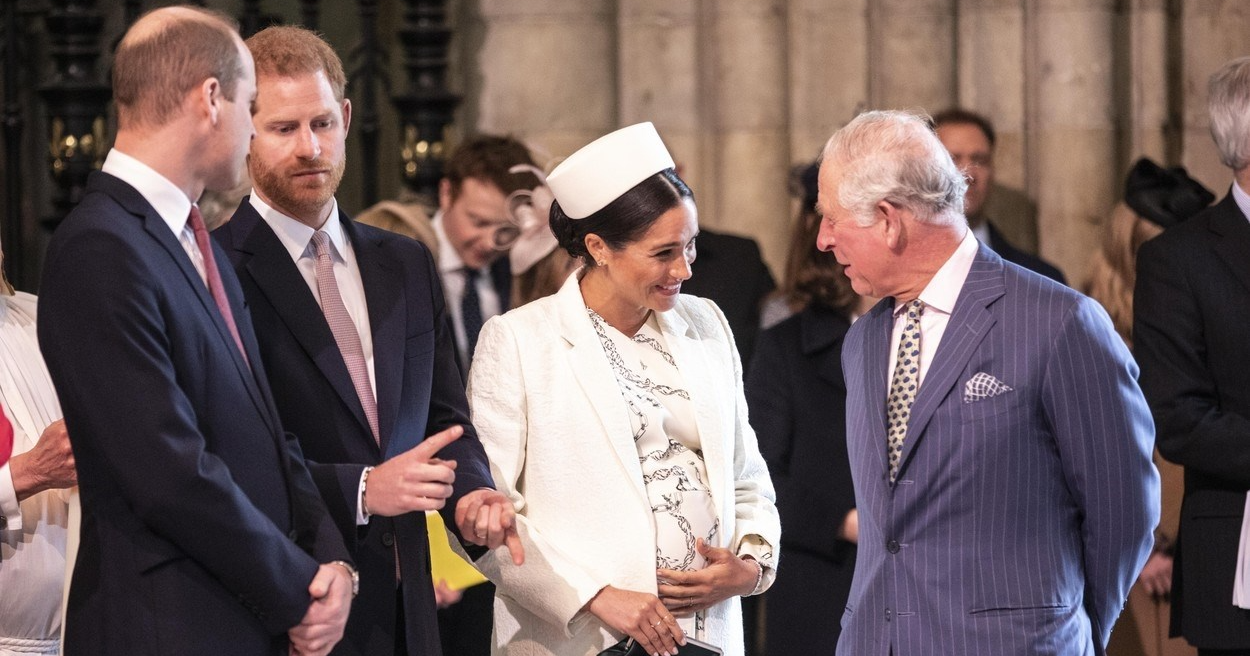 Harry optužio oca da je ljubomoran na "očaravajuću" Meghan