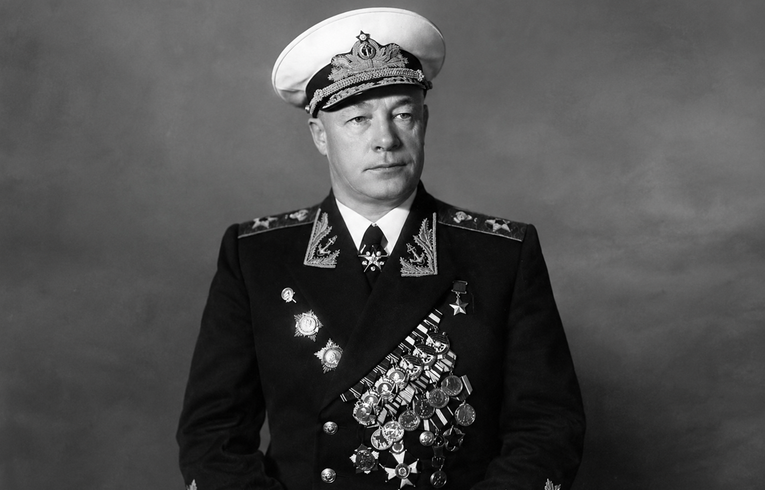 Tko je bio čovjek po kojemu se zove jedini ruski nosač aviona?