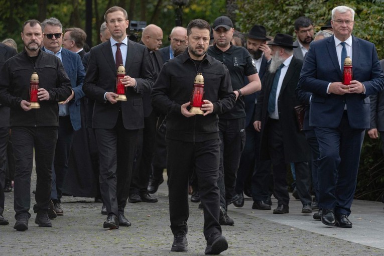 Zelenski na 85. obljetnici masakra Židova u Ukrajini. Došla i njemačka ministrica