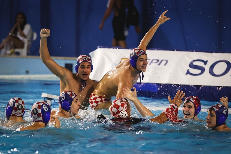 Tko sve stoji iza zlatne priče mladih hrvatskih vaterpolista?