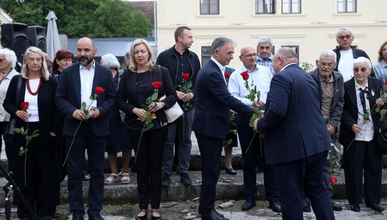 Komemoracija za Srbe ubijene 1941. "Tomašević je pustio da crnilo preplavi Zagreb"