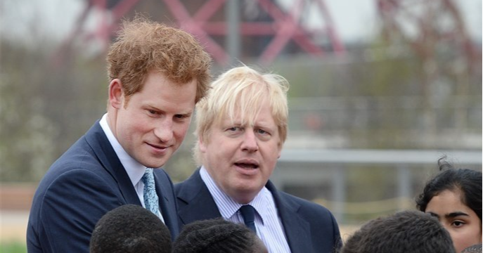 Harry, pomakni se: Boris Johnson piše memoare o svom mandatu