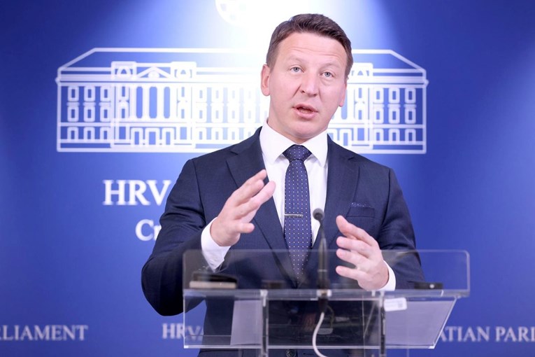 Zurovec: Gradonačelniku Banja Luke treba zabraniti ulazak u Hrvatsku