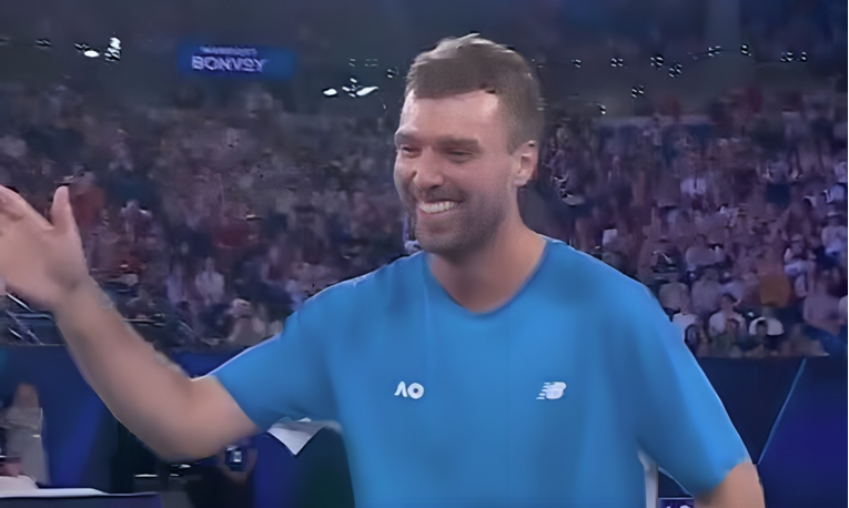 Senzacija u Melbourneu. Amater izbacio Sinnera i osvojio bogatstvo na bizarnom turniru