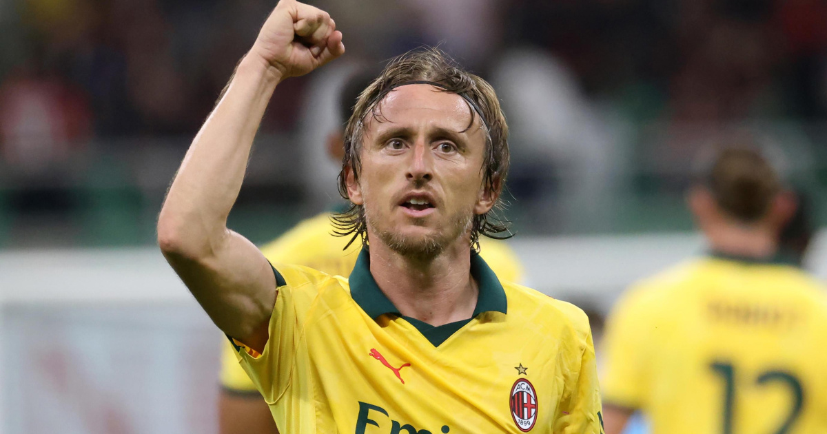 Modrić zaludio Italiju i postao rekorder Milana: "Njegovi dresovi lete"
