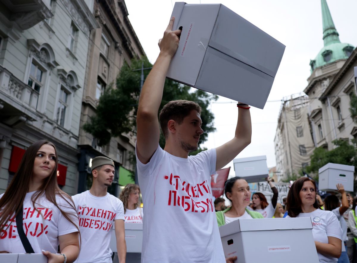 Srpski studenti tijekom kampanje u BiH dobili prekršajne prijave