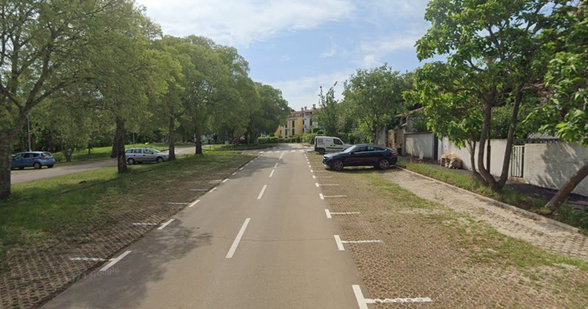 Kod Poreča 10-godišnje dijete palo s električnog romobila, teško je ozlijeđeno