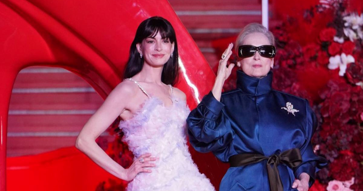 Anne Hathaway i Meryl Streep privukle poglede glamuroznim izdanjima u Šangaju