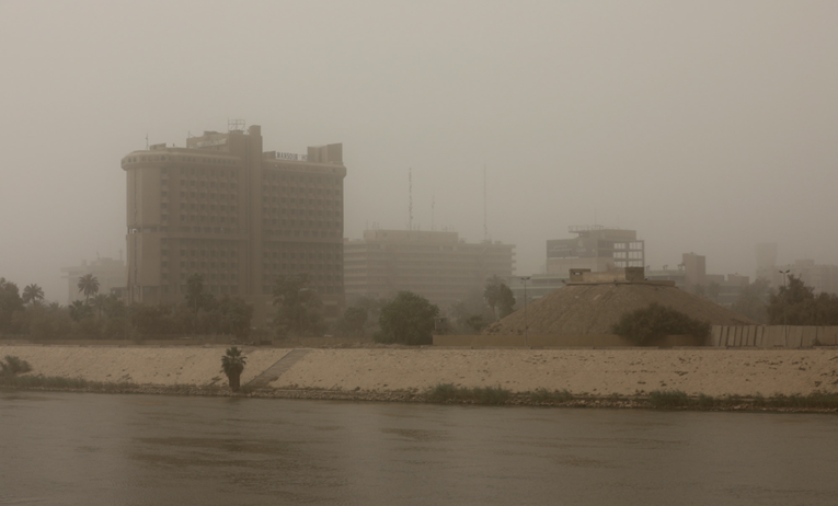Raketiran aerodrom u Bagdadu