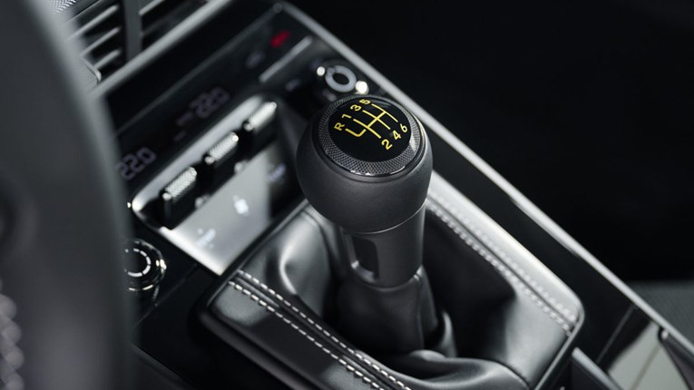 Porsche ne odustaje od ručnog mjenjača: Stižu posebna izdanja