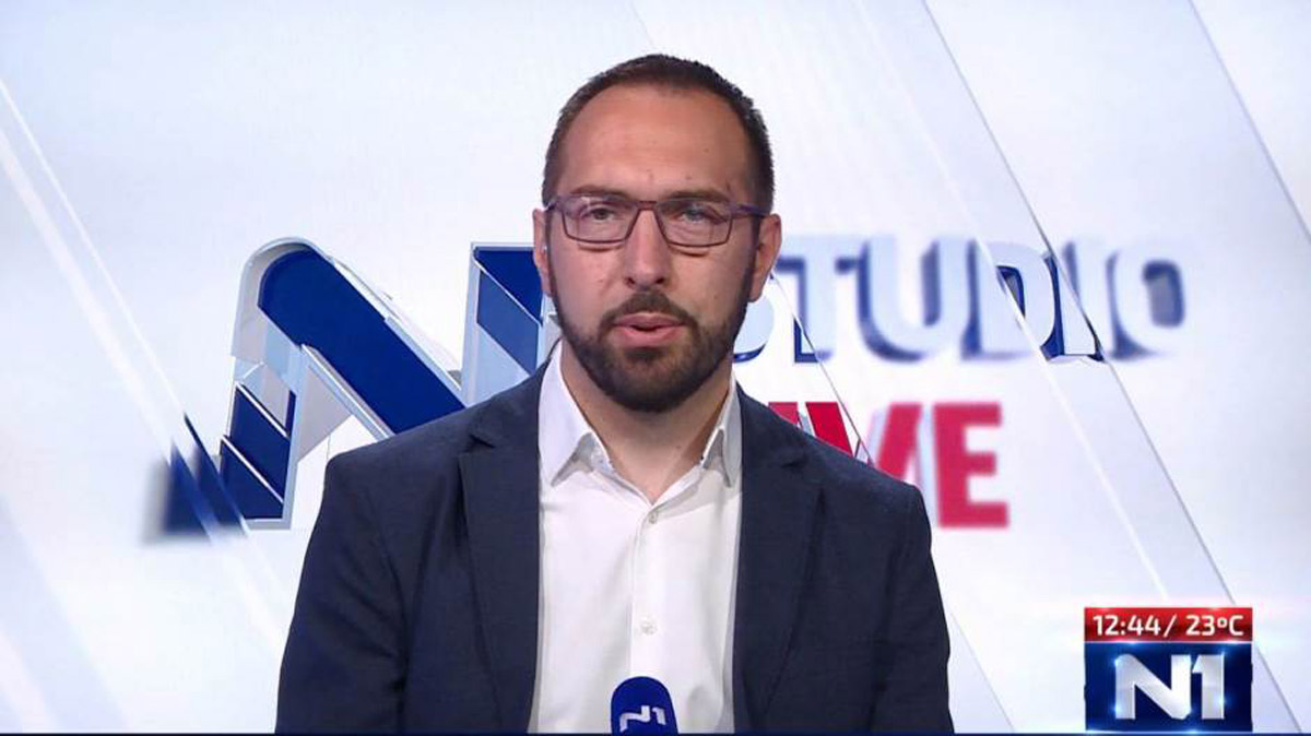Tomašević: Vlada je džuboks za korupcijske afere, Ćorić je najslabija karika