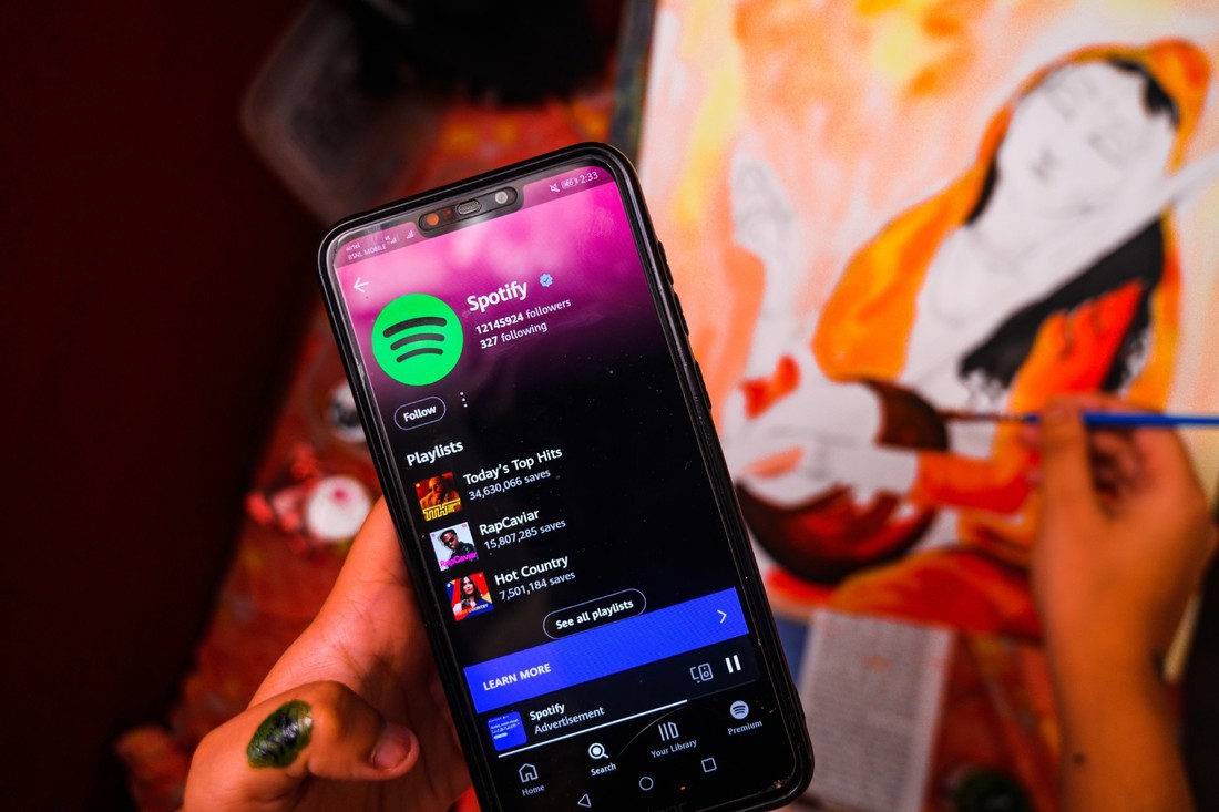 Spotify više neće predlagati AI glazbu