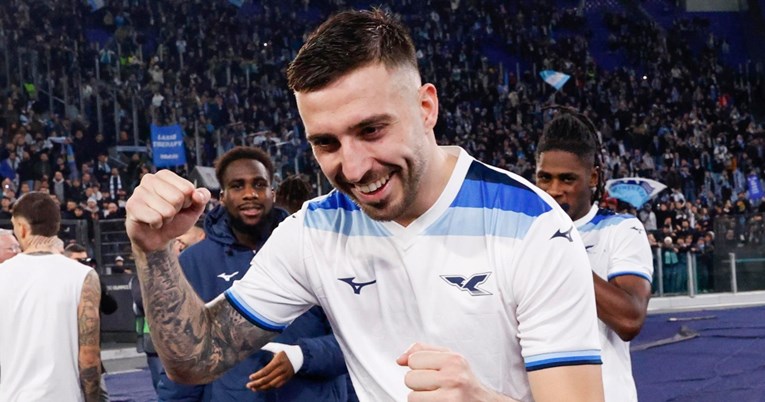 Lazio ostao na vrhu Europa lige, United u drami pobijedio Rangerse