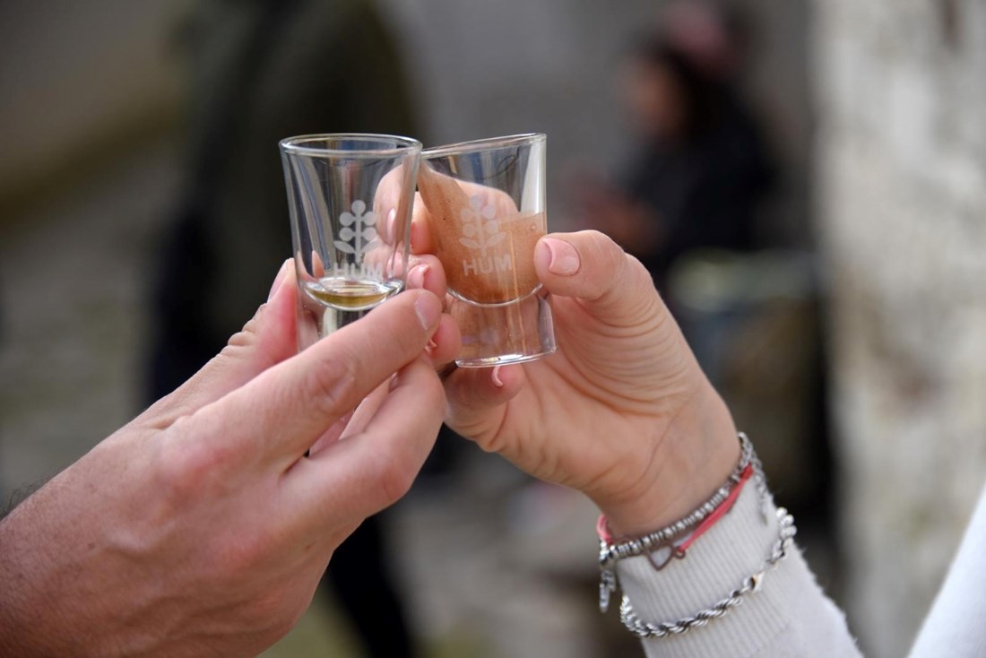 Svi je pijemo "za probavu", ali rakijica zapravo nije lijek, tvrdi primarijus