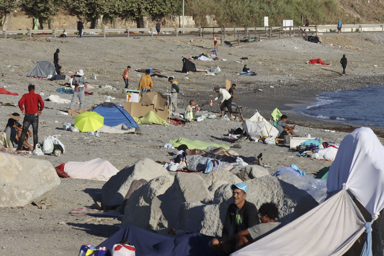 Španjolska vlada ispričala se stanovnicima Ceute. Mijenjat će se zakoni o migrantima