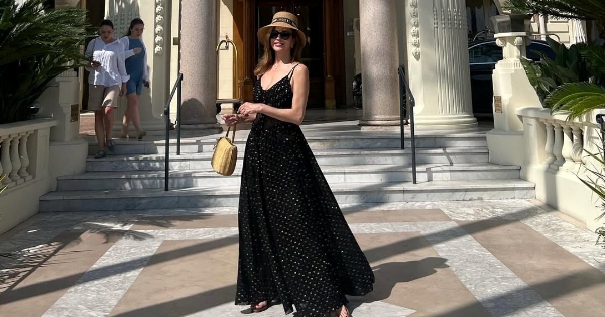 Severina zablistala u Francuskoj, pišu joj: “Ova crna haljina je sve”