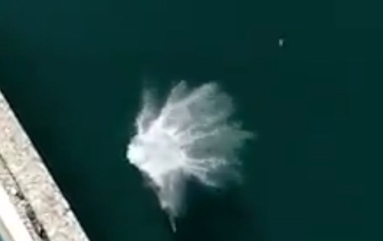 Pojavila se snimka muškarca koji je skočio sa Šibenskog mosta