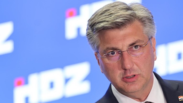 Plenković: Nema zabrane pobačaja