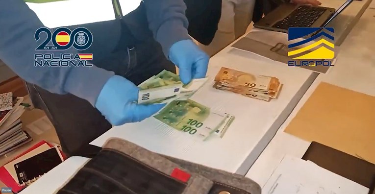 VIDEO Kokain u kontejnerima, kamioni i MMA borci: Razbijena europska narkomreža