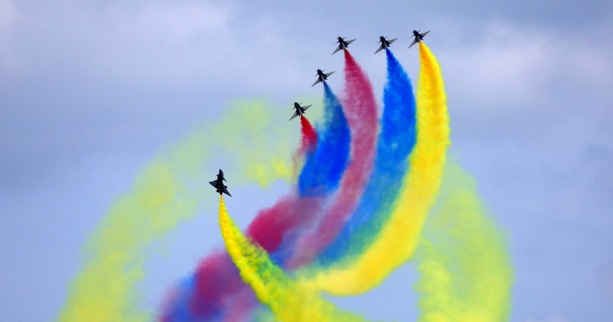 Kina u Singapuru demonstrirala vojnu i zrakoplovnu moć