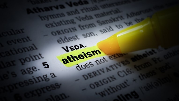 Ateist sam, a ovo je šest primjera kad mi ateisti jako idu na živce