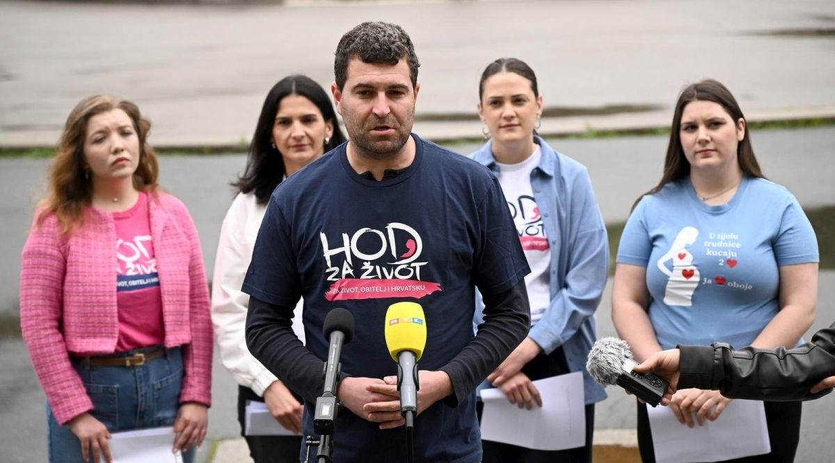 Organizatori "Hoda za život": Treba ulagati novac u edukaciju žena o razvoju fetusa