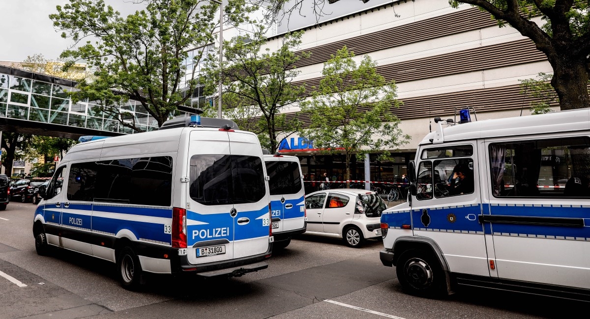 U Njemačkoj pokrenuta istraga protiv 20 policajaca zbog širenja nacističkih sadržaja