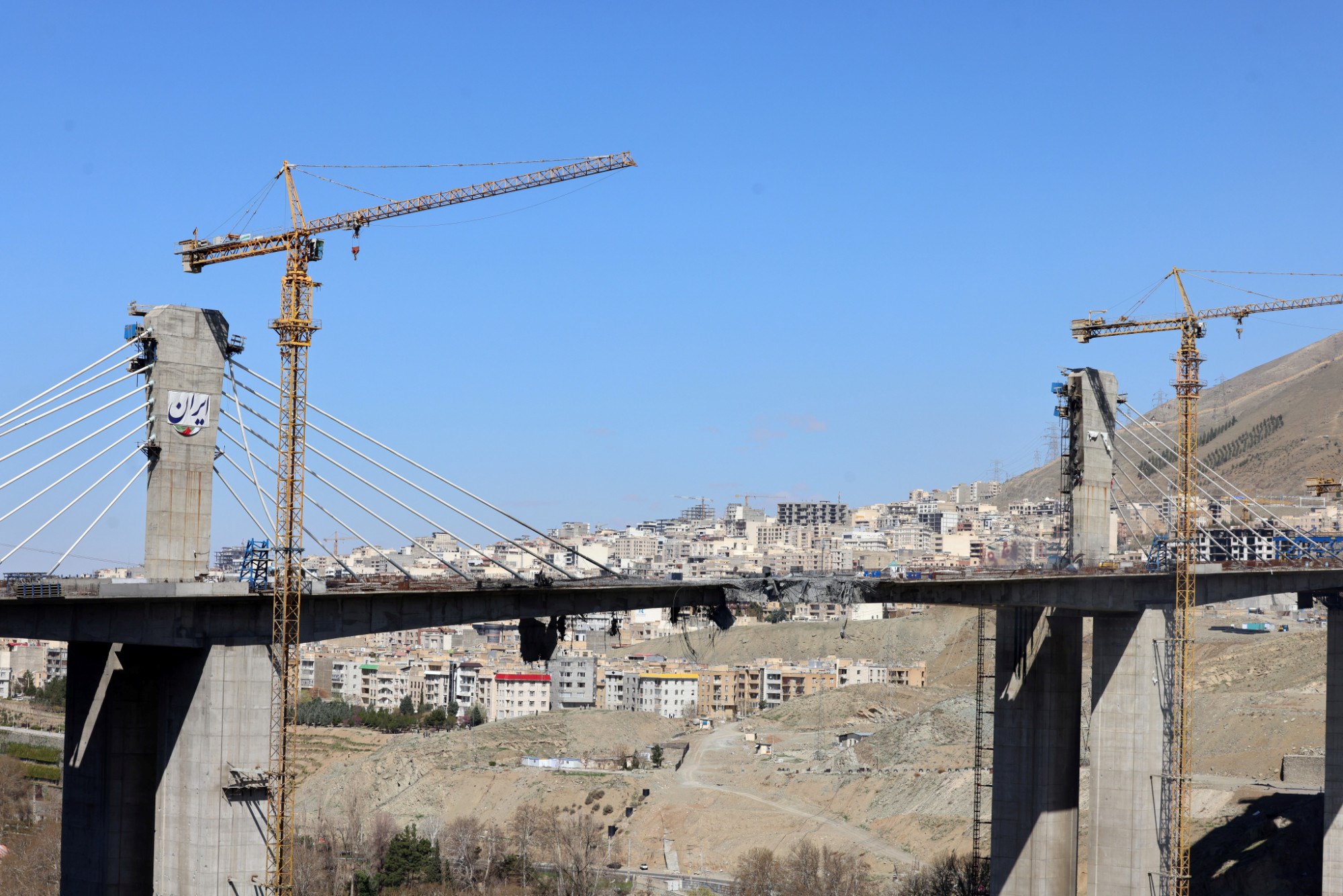 FOTO Pogledajte kako najviši most u Iranu izgleda nakon napada