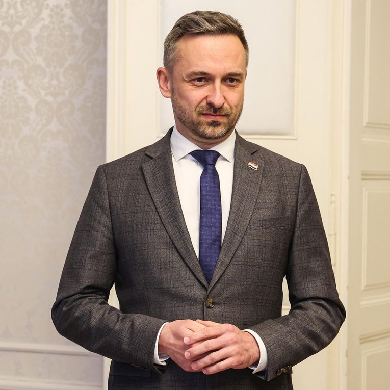 Ministar Piletić: Tko bude sudjelovao u štrajku u školama, neće biti plaćen