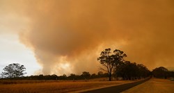 Šumski požari haraju Australijom, stanovnicima Queenslanda naređena evakuacija