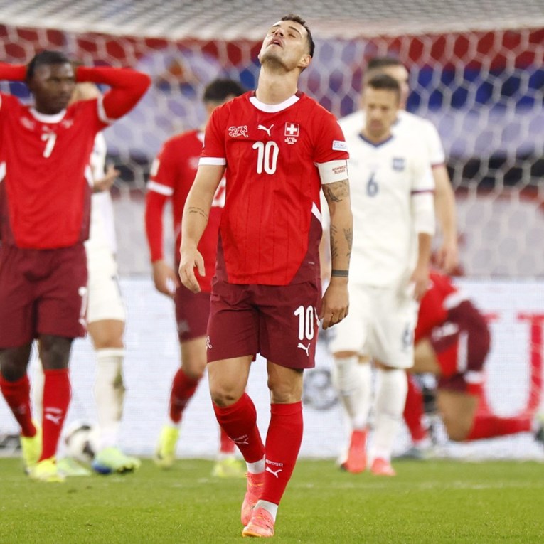 Otkriveno zašto je Xhaka izviždan u Prištini. "Bolno je, ali moram to prihvatiti"